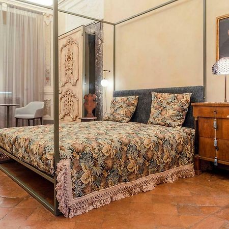 Boutique Apartment Ουρμπίνο Εξωτερικό φωτογραφία