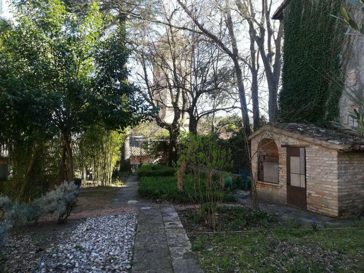 Boutique Apartment Ουρμπίνο Εξωτερικό φωτογραφία