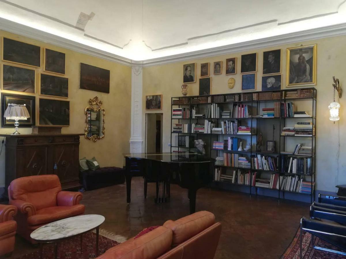 Boutique Apartment Ουρμπίνο Εξωτερικό φωτογραφία